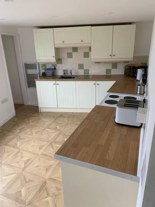 Bryndegwel In Saint Dogmaels, Cardigan- River Views, Free Parking المظهر الخارجي الصورة