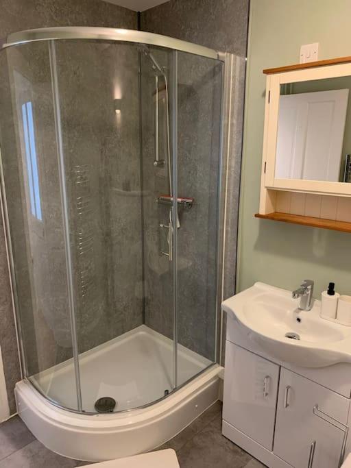 Bryndegwel In Saint Dogmaels, Cardigan- River Views, Free Parking المظهر الخارجي الصورة