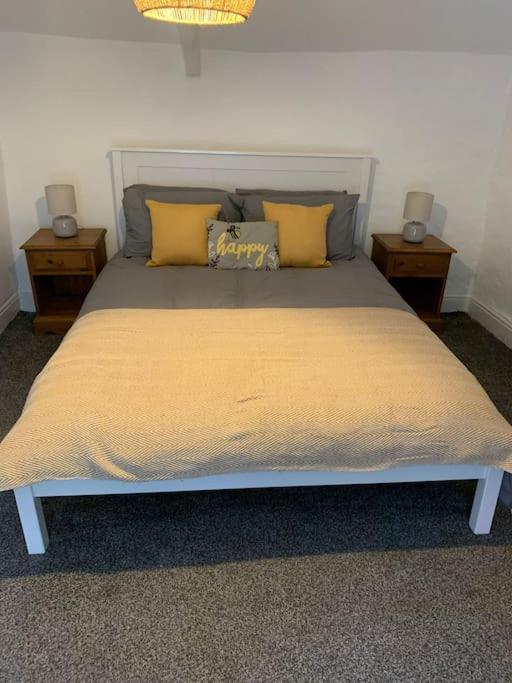 Bryndegwel In Saint Dogmaels, Cardigan- River Views, Free Parking المظهر الخارجي الصورة